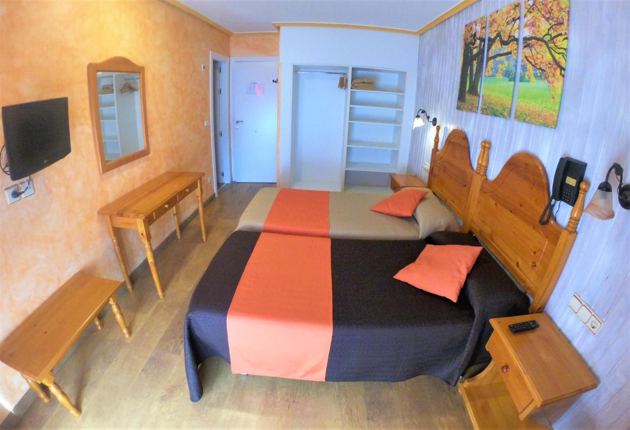 Hotel Sorrosal Broto Esterno foto